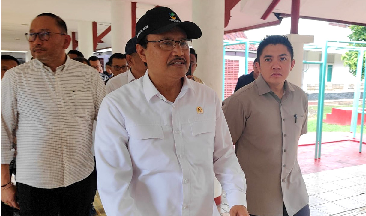 Mensos Serta Seskab Siapkan STPL di Bekasi   