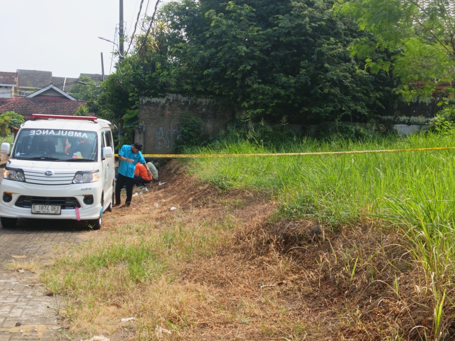 Mayat Dibungkus Sarung di Pamulang, Disebut Alami Luka Leher