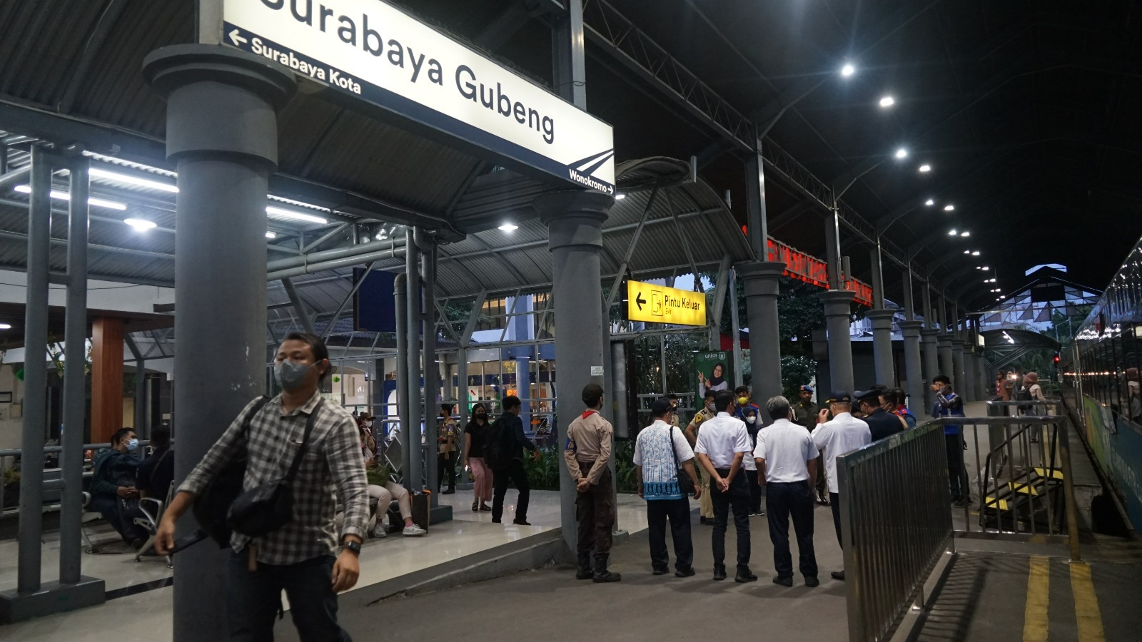 Kemenhub Percepat Proses SRRL, Siapkan KA Perkotaan untuk Surabaya Raya
