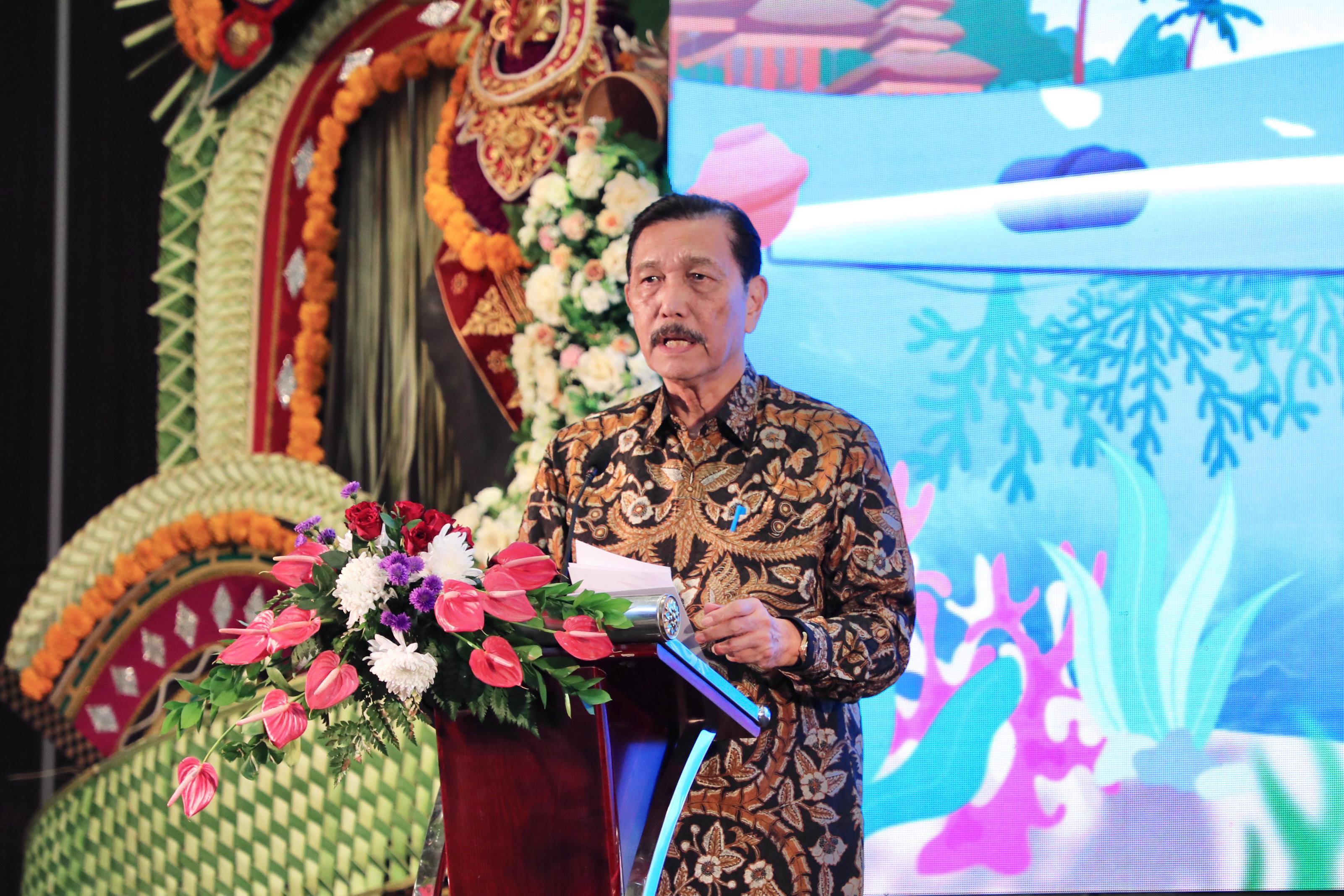 Starlink Ancam Provider Internet Lokal, Luhut: Kalau Tidak Bisa Berkompetisi Ya Salahmu