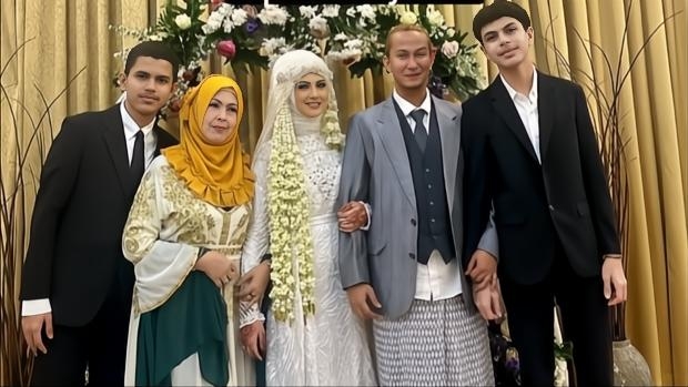 Habib Bahar Love Story, Nikah Siri dengan Model 'Helwa Bachmid' Kini Berujung Pilu: Istri Cadangan yang Kau Telantarkan