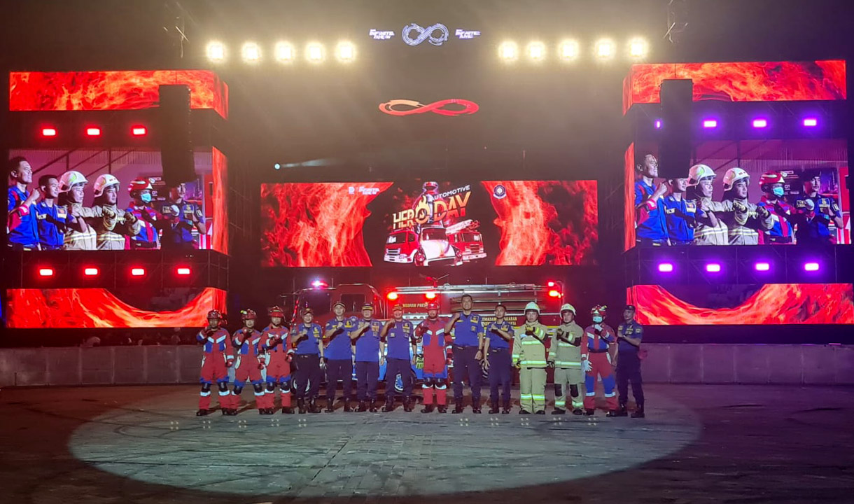 Damkar DKI Jakarta, Oplet Si Doel dan Wagub Rano Karno Meriahkan Infinite Show IIMS 2026