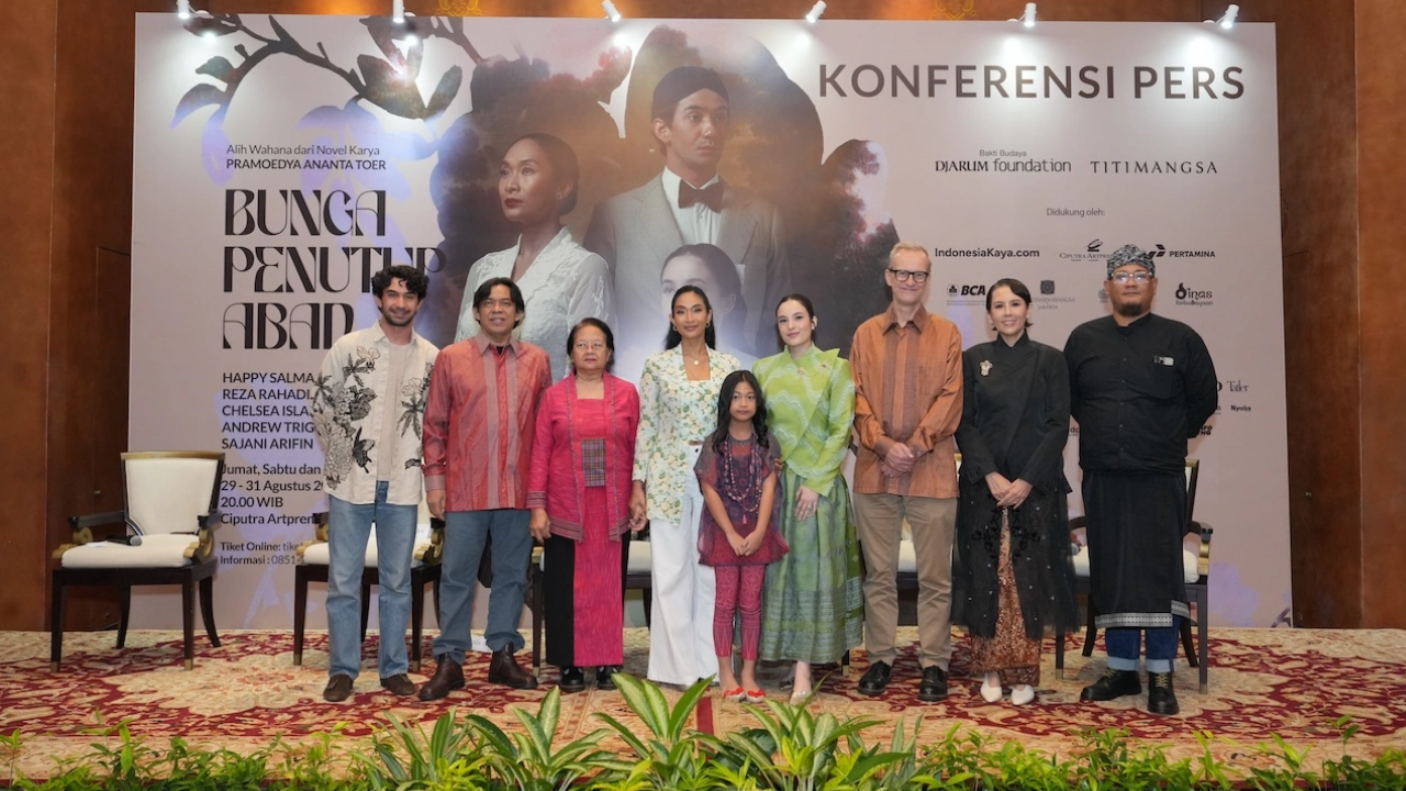 Rayakan 100 Tahun Pramoedya Ananta Toer, Teater 'Bunga Penutup Abad' Digelar 29-31 Agustus di Ciputra Artpreneur 