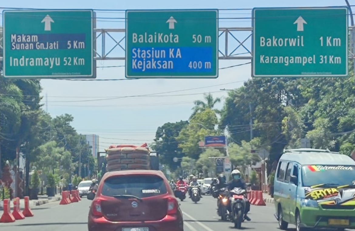 Polres Cirebon Kota Mulai Distribusi Pelat Nomor Putih 