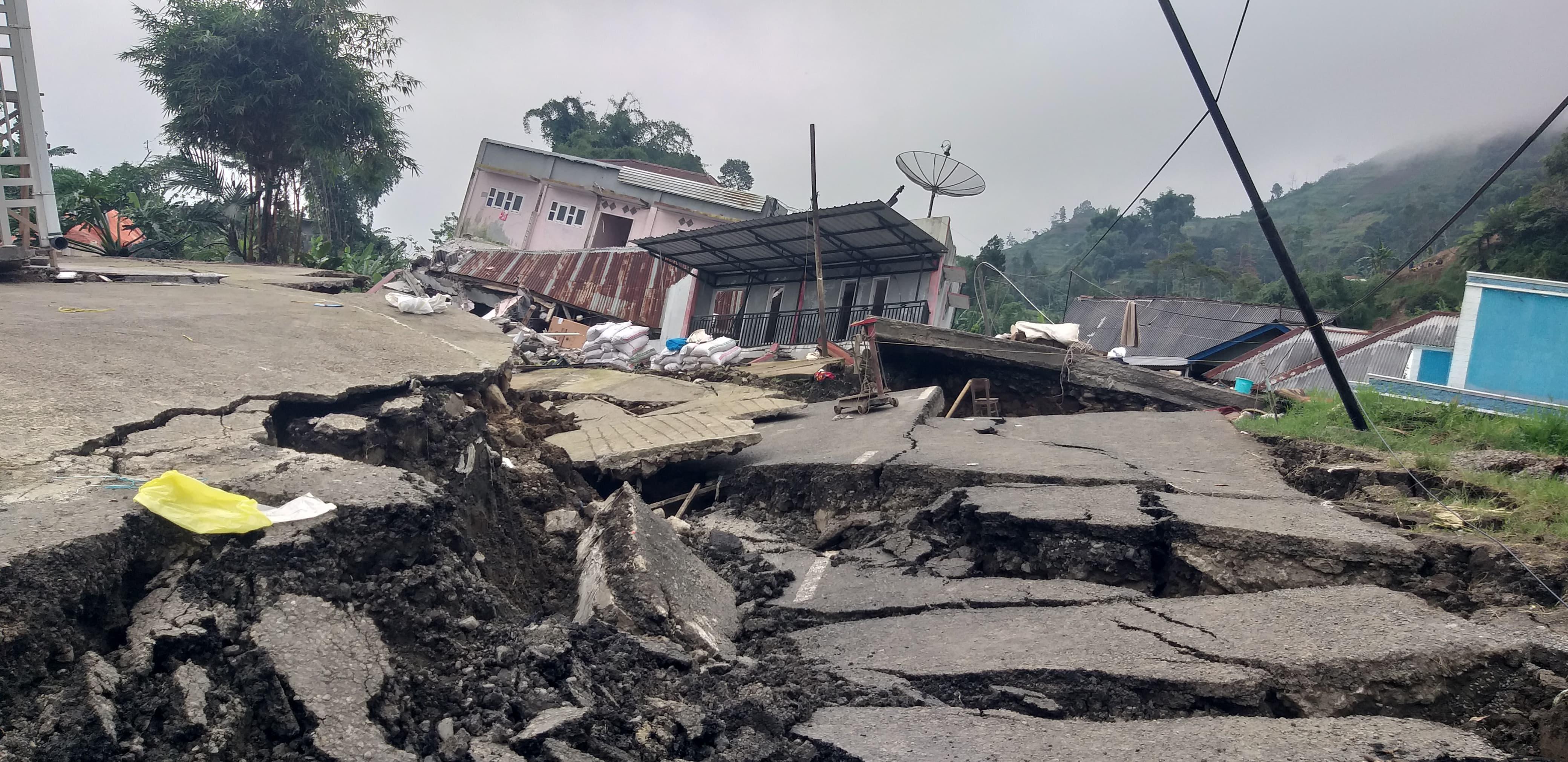 Ngeri! Bencana Tanah Bergerak di Banjarnegara, 16 Rumah Rusak Berat dan 39 Terancam 