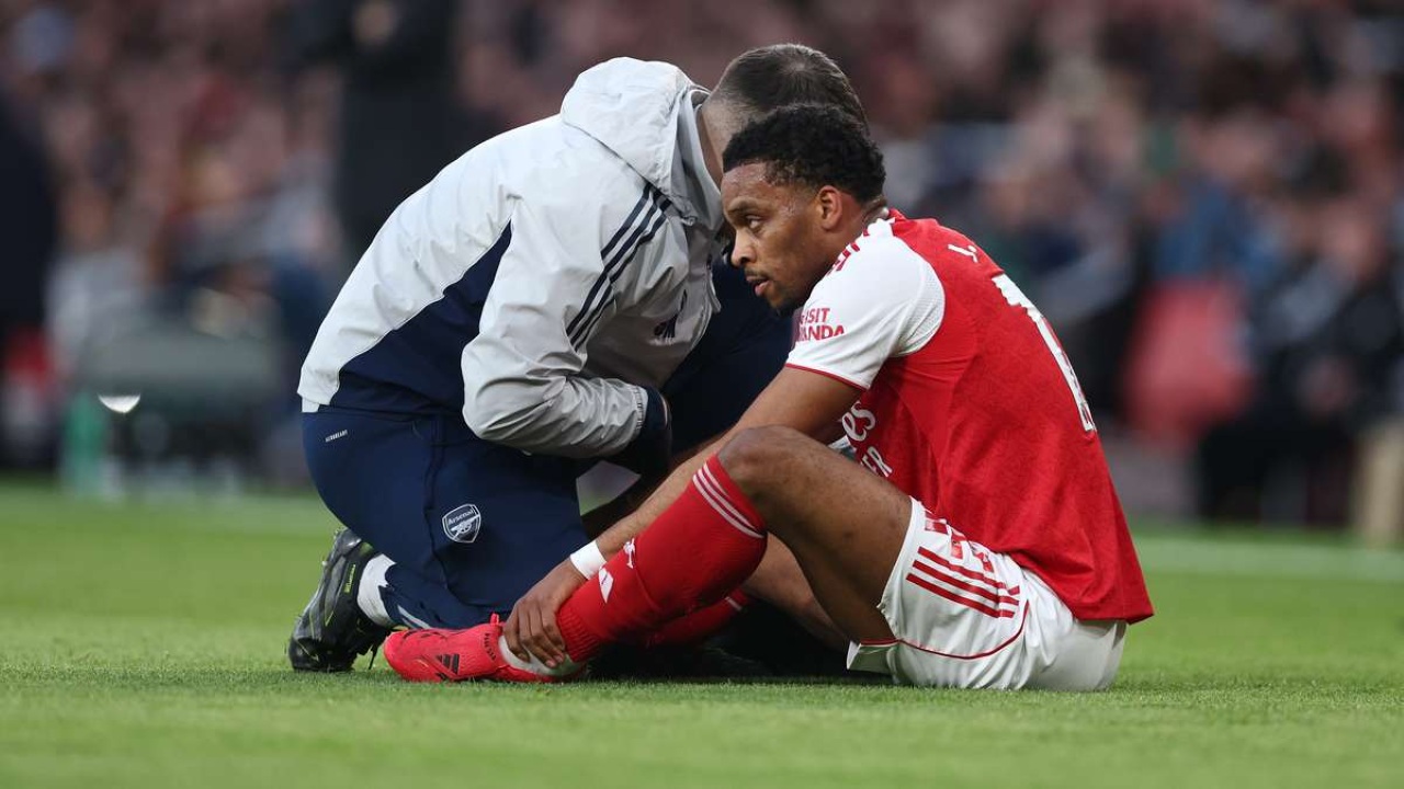 Kabar Buruk Arsenal! Jurrien Timber Terancam Absen di Final UCL dan Piala Dunia 2026