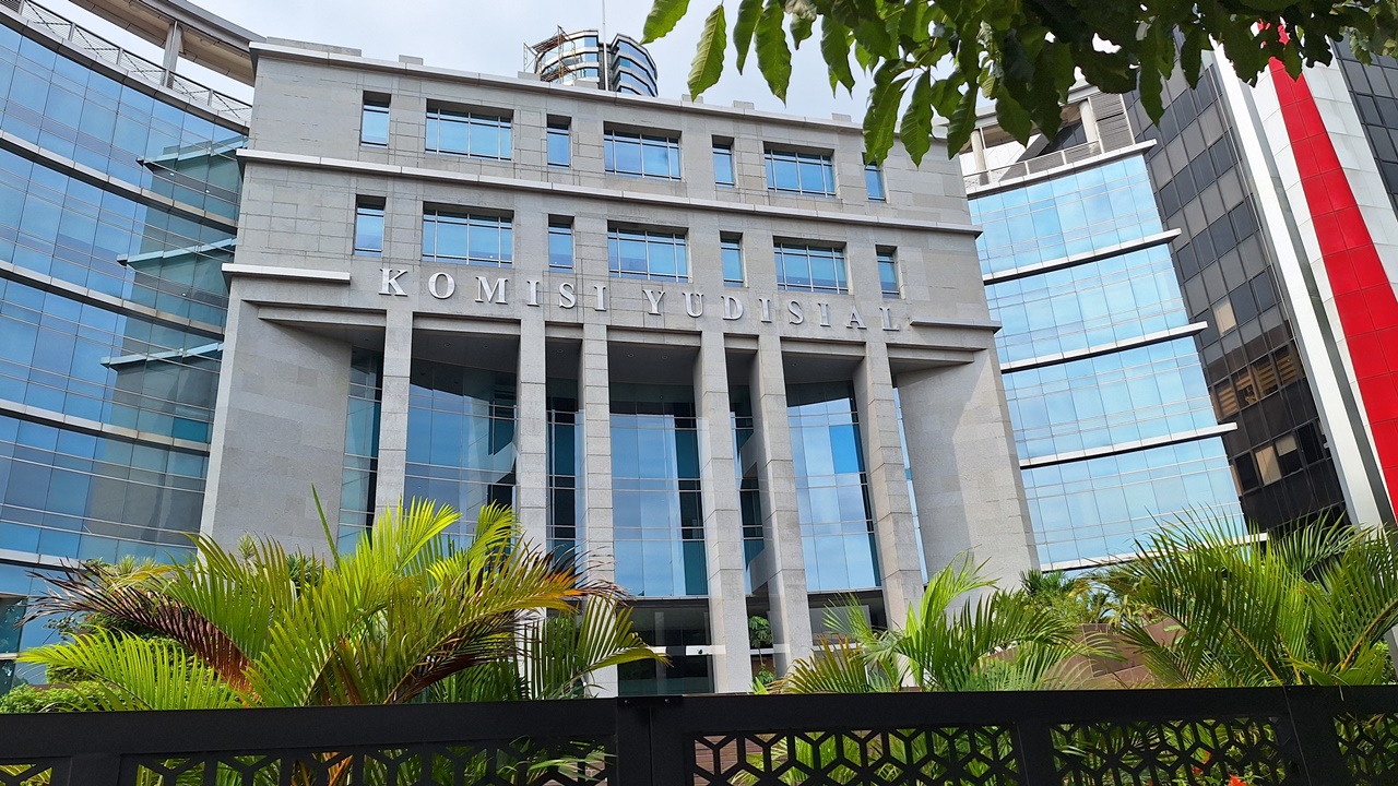 Laporan Telah Diterima, KY akan Verifikasi & Analisis Laporan Tom Lembong Soal Hakim