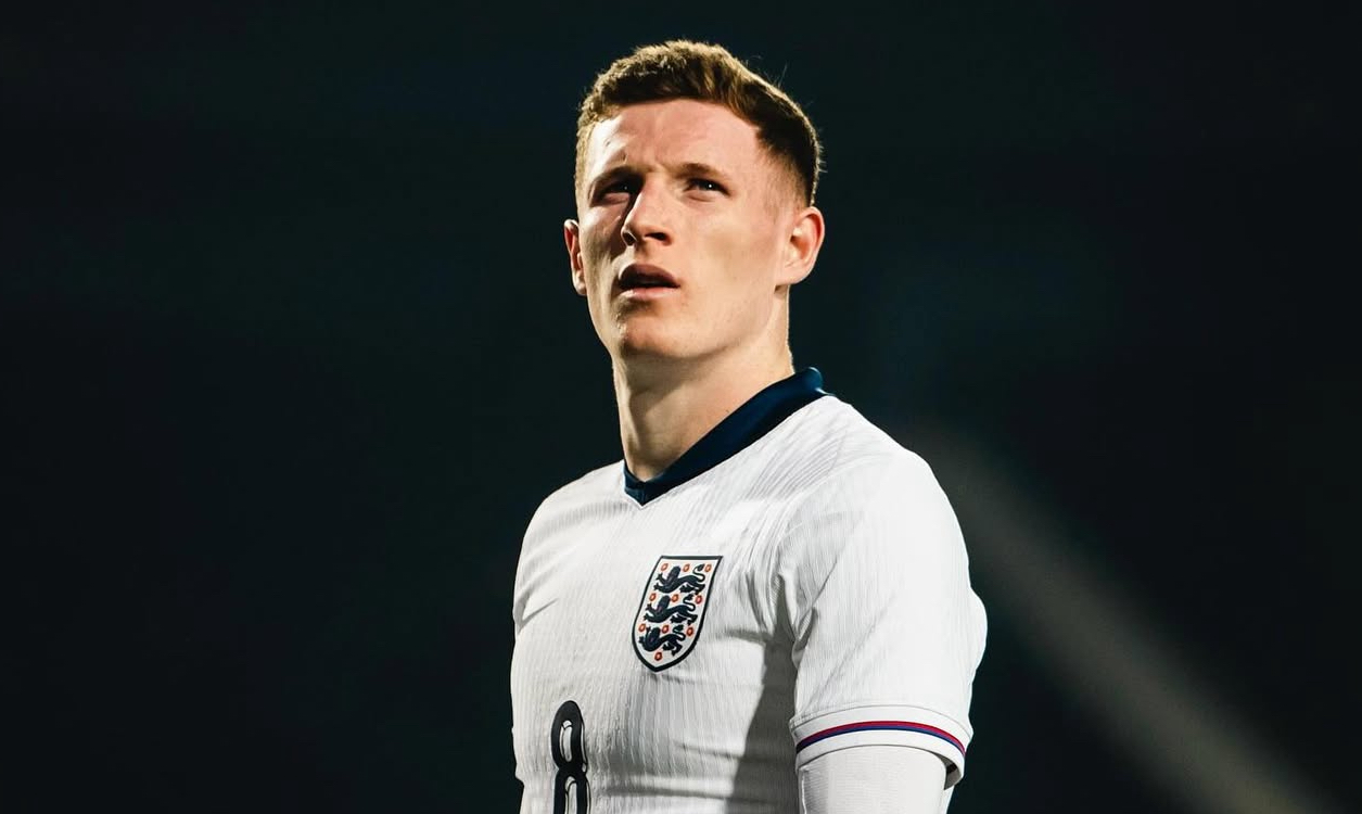 Man United Percepat Rekrut Elliot Anderson Rp1,5 Triliun, Hadapi Persaingan Chelsea dan City