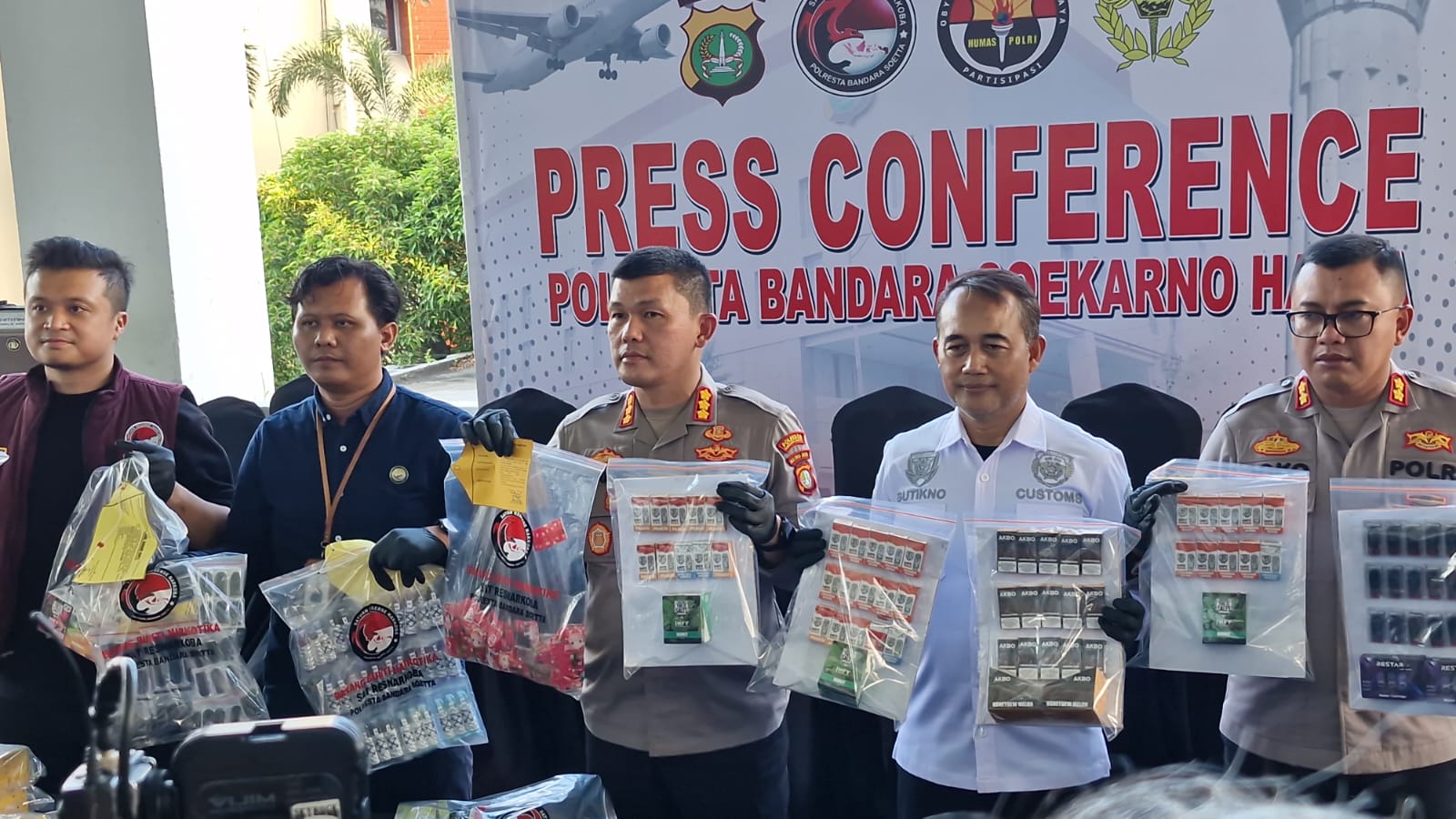 Jonathan Frizzy Resmi Jadi Tersangka Kasus Rokok Listrik yang Mengandung Obat Keras