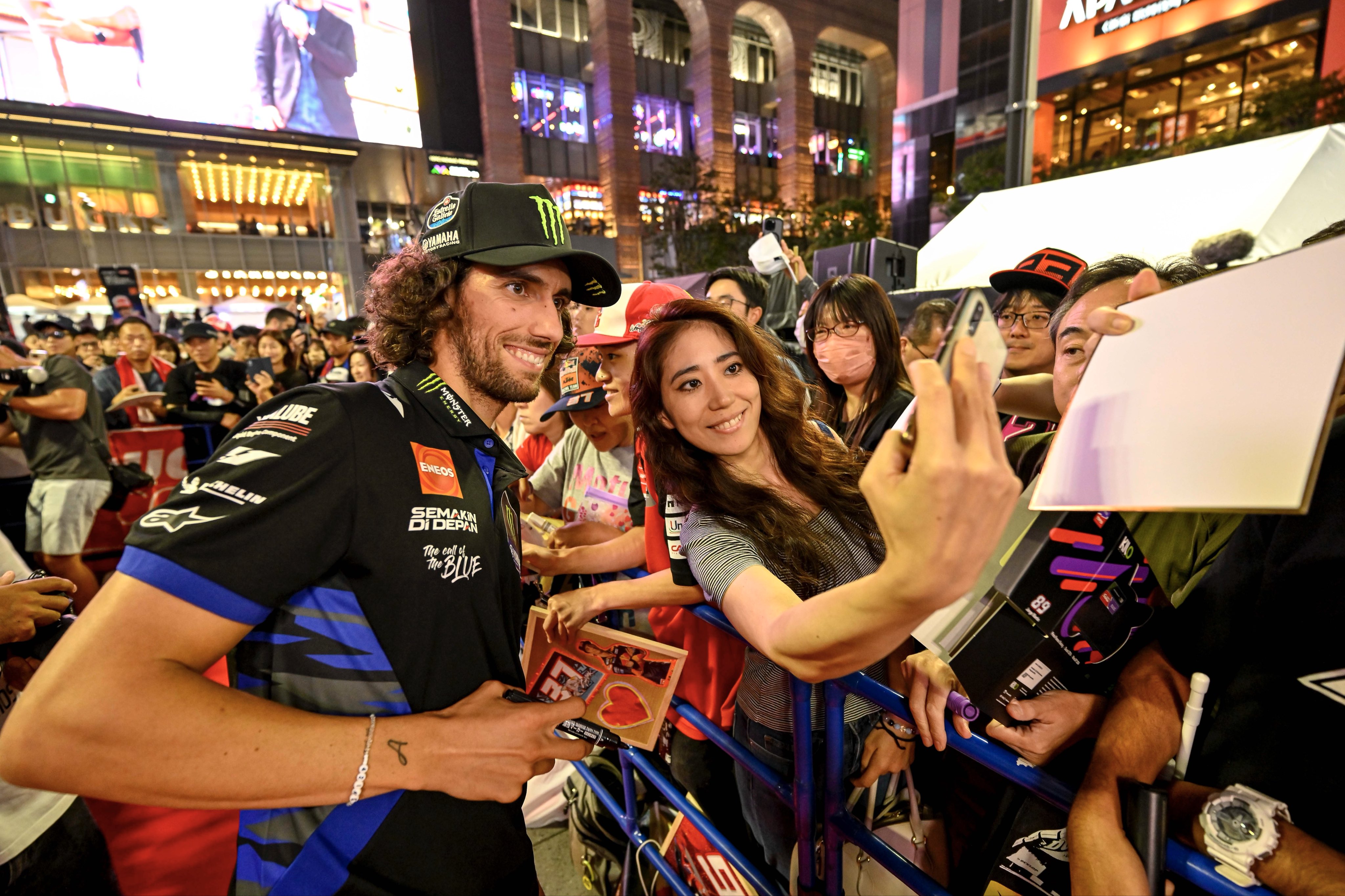 Honda dan Yamaha Bangkit Bersamaan! Marini & Rins Bikin Kejutan di MotoGP Seri Asia 2025