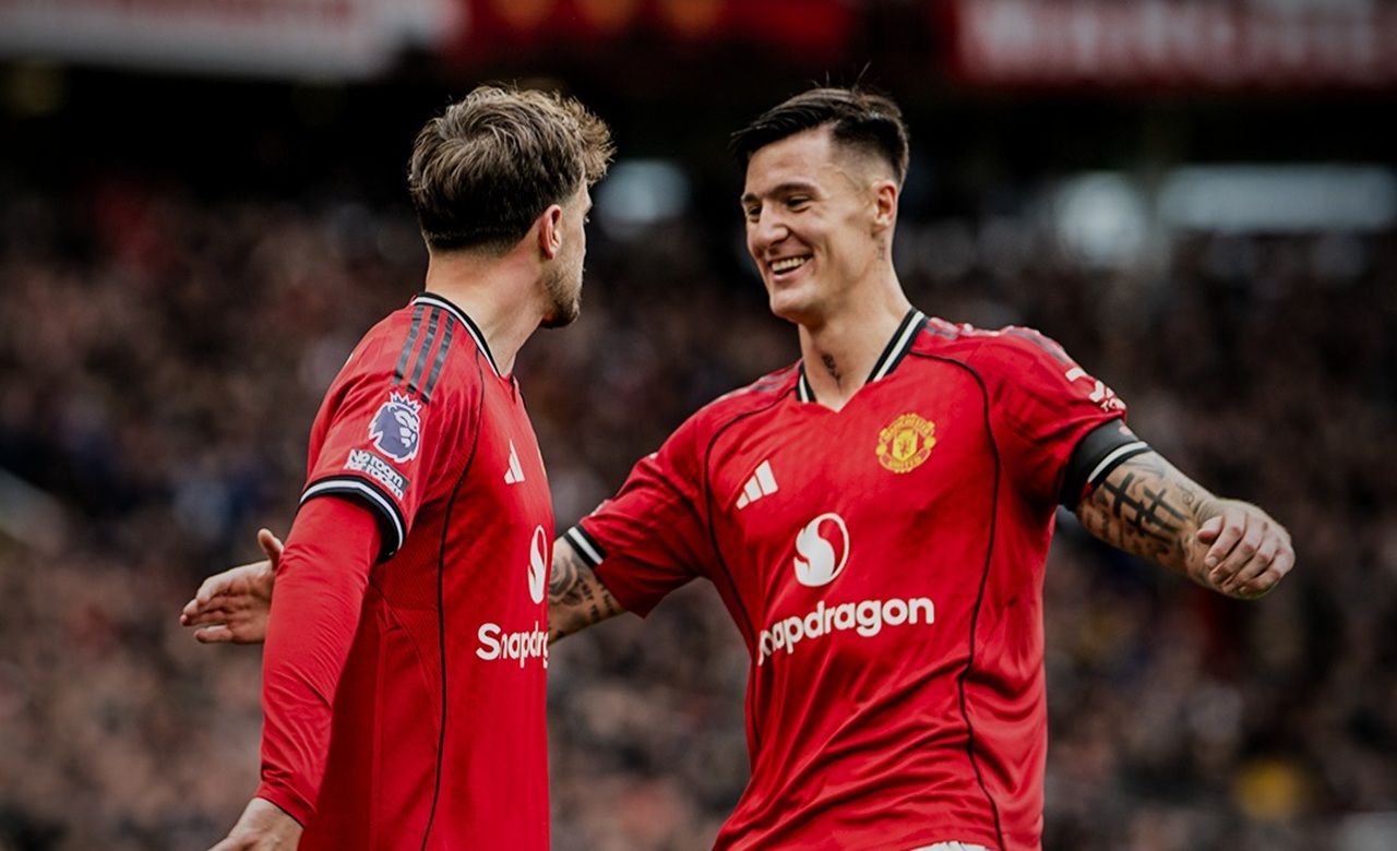 Benjamin Sesko Disindir Gary Neville, Lineker Pasang Badan: Dia Masih Punya Potensi!