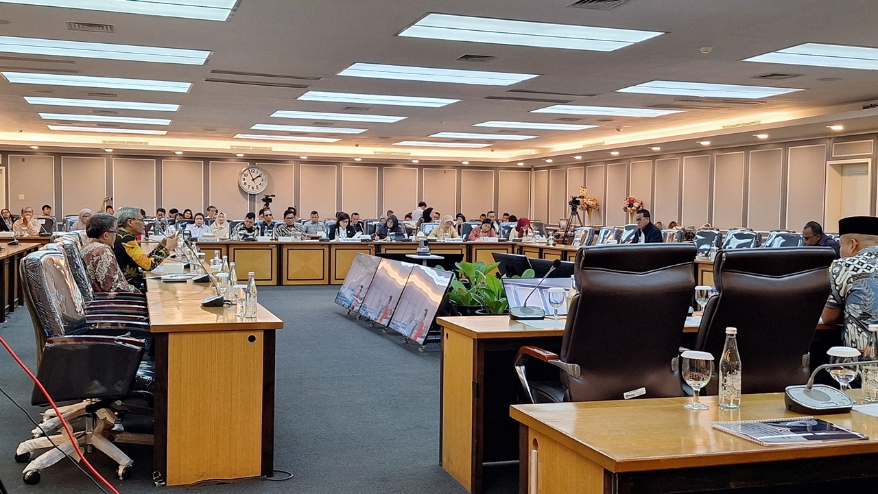 Sambil Menangis, Korban Dugaan Eksploitasi OCI Akui Disetrum dengan Setruman Gajah hingga Pelecehan