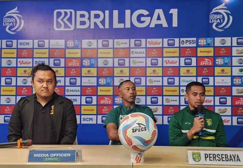 Jelang Persebaya vs Persita, Uston Nawawi: Sepak Bola Itu Bukan Matematika!