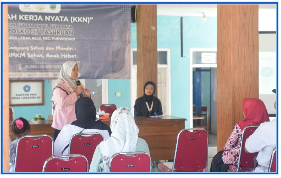 UMKM Lebakrejo Siap Go Digital! Mahasiswa KKN UINSA Gelar Seminar dan Diskusi Seru