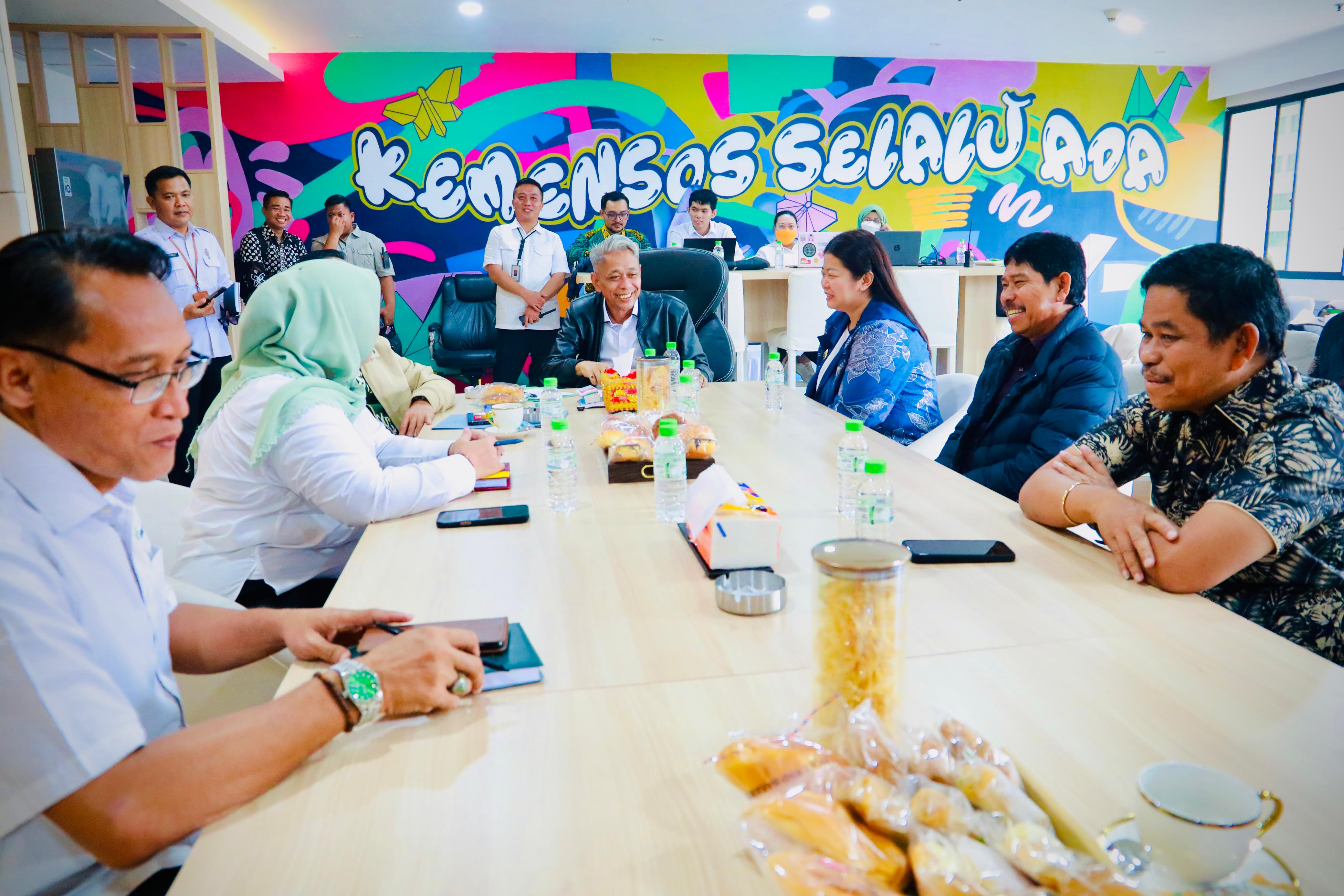 Wamensos Minta Kaltim dan Mahakam Ulu Gerak Cepat Ajukan Sekolah Rakyat