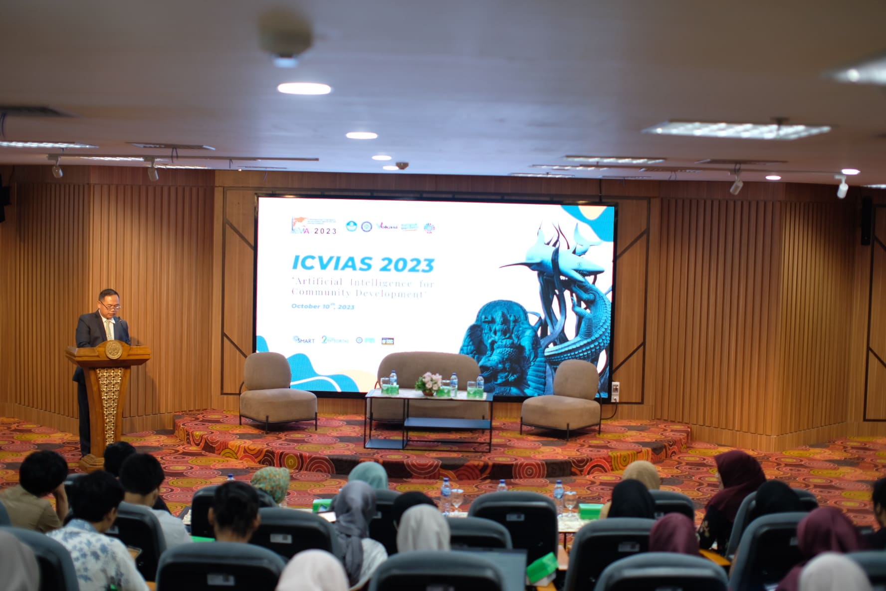 Jawab Tantangan dan Peluang dengan AI, ICVIAS 2023 Usung Tema Artificial Intelligence for Community Development