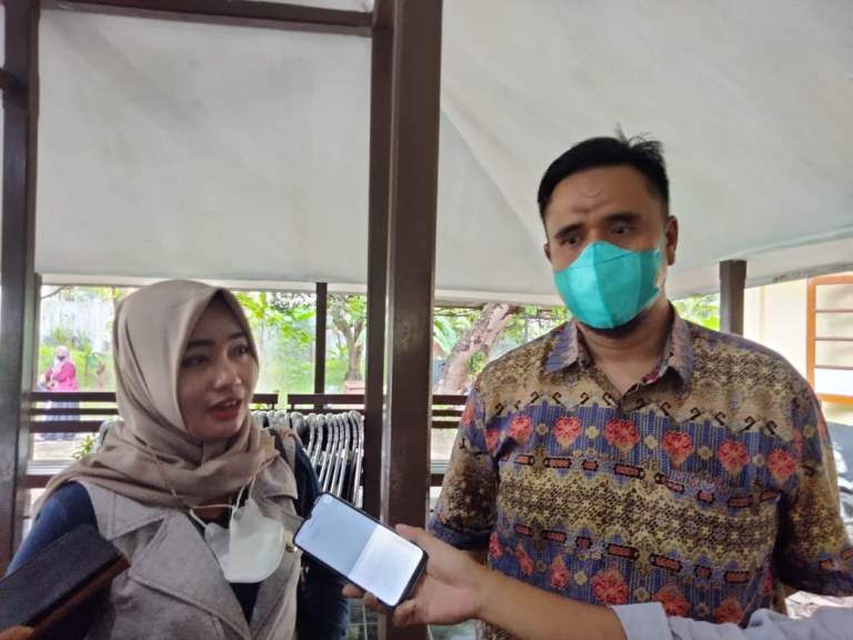 Protes, Jaringan Internet Desa Lelet