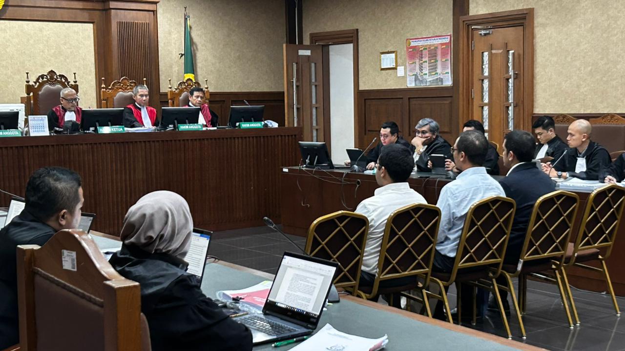 Terkuak di Sidang, Saksi Ngaku Berasumsi soal Intervensi Riza Chalid di Kasus Minyak Mentah: Siapa yang Bermain?