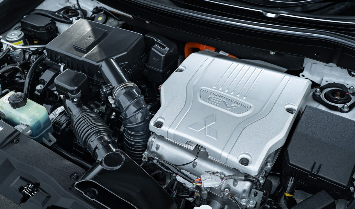 Mitsubishi Mulai Produksi Mobil Rogue Plug-in Hybrid, Segera Meluncur di Indonesia?