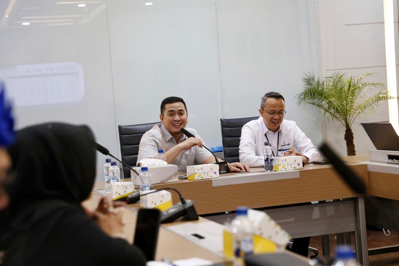 BJB KC Bekasi Cetak Rapor Hijau di Triwulan III 2026, DPRD Jabar Beri Apresiasi