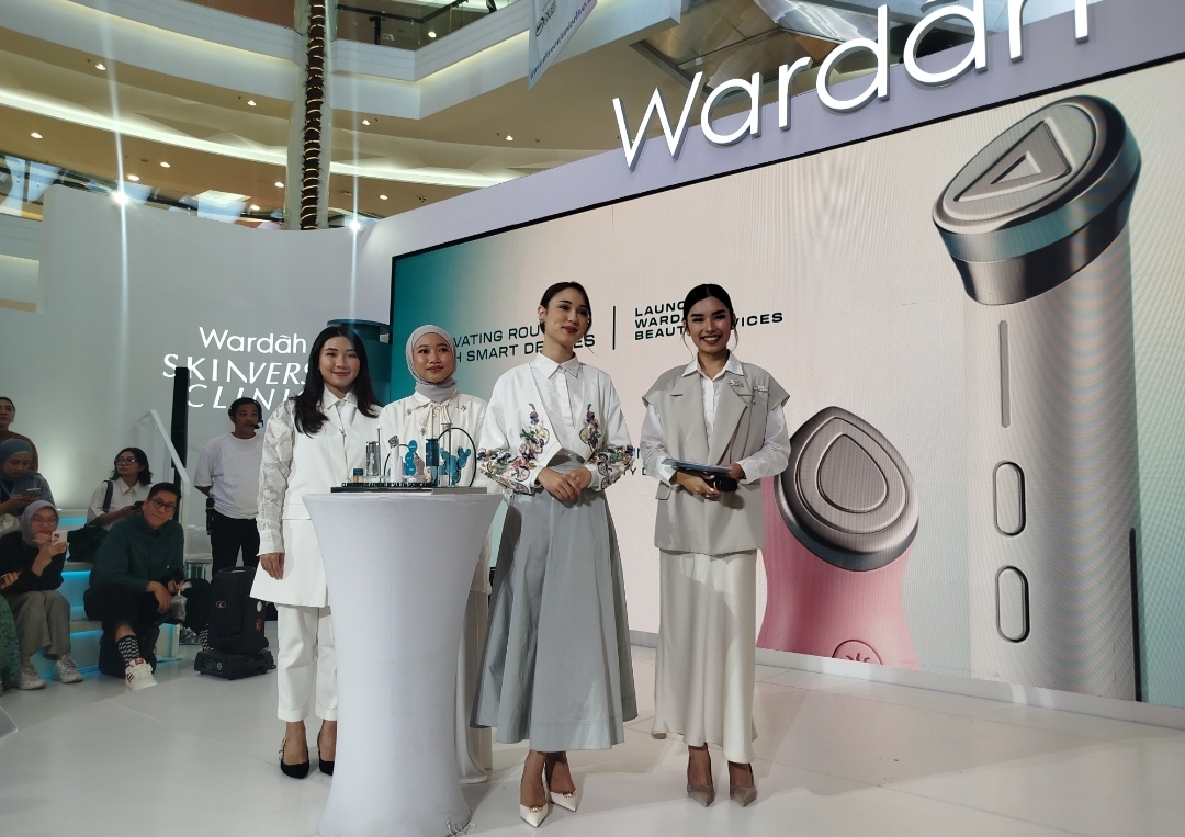 Serum Wardah Lift Regenerating Jadi Rahasia di Balik Kulit Glowing Yasmin Napper
