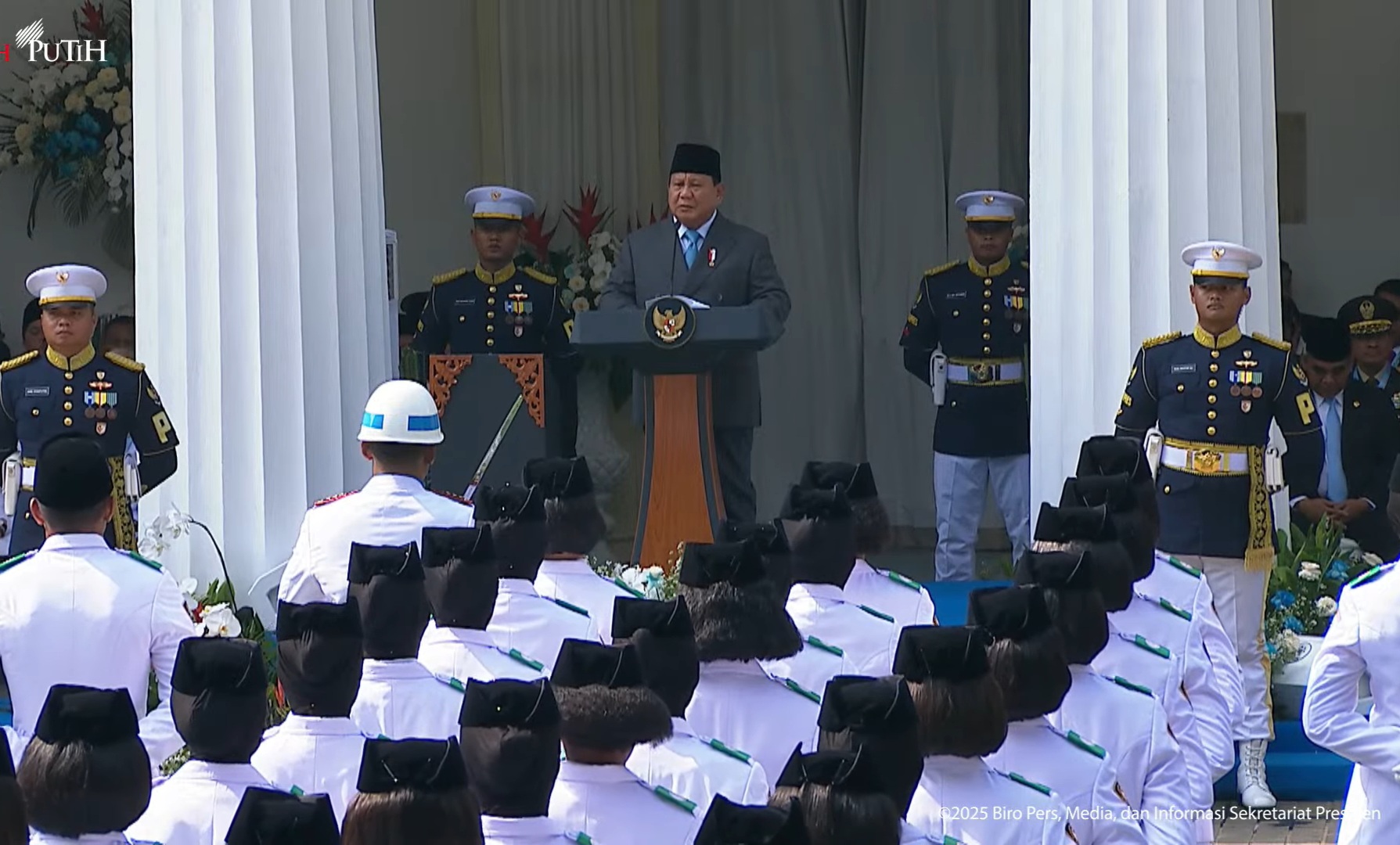 Prabowo Ingatkan Pejabat: Jangan Anggap Negara Ini Bisa Dipermainkan, NKRI Tak Bisa Ditipu! 