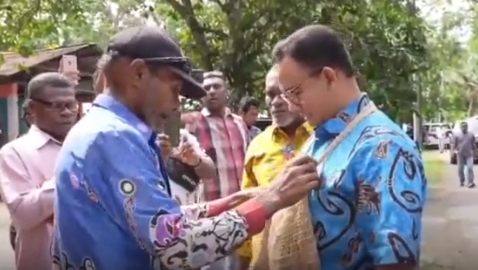 Mendadak Anies Baswedan Punya Nama Baru Yohanes di Papua, Politisi PDIP 'Koar-koar'