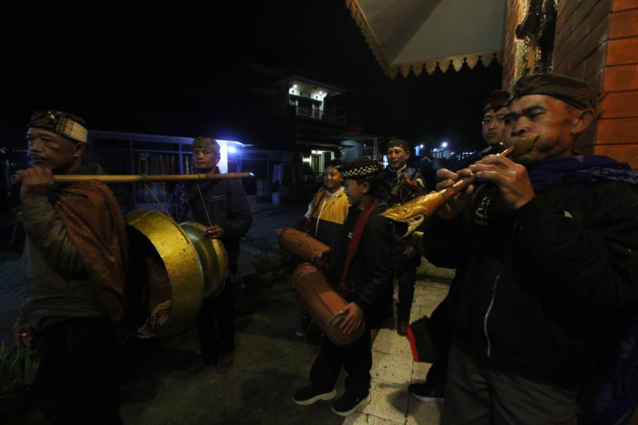 Gonggo Mino, Musik Khas Masyarakat Tengger Desa Ngadiwono, Dimainkan Jelang Yadnya Kasada