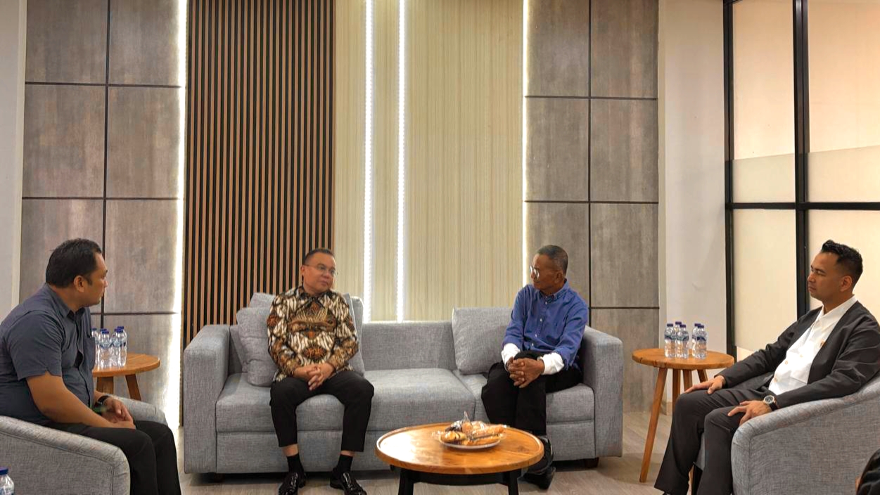 Dasco dan Raffi Ahmad Silaturahmi ke Kantor Disway, Dahlan Iskan Menyambut Hangat