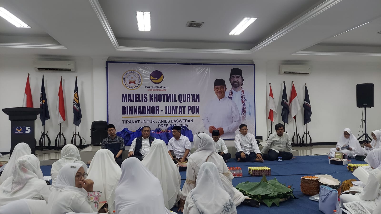 Bareng Gus Mahasin, NasDem Jatim Tirakat Menangkan Anies di Pilpres 2024