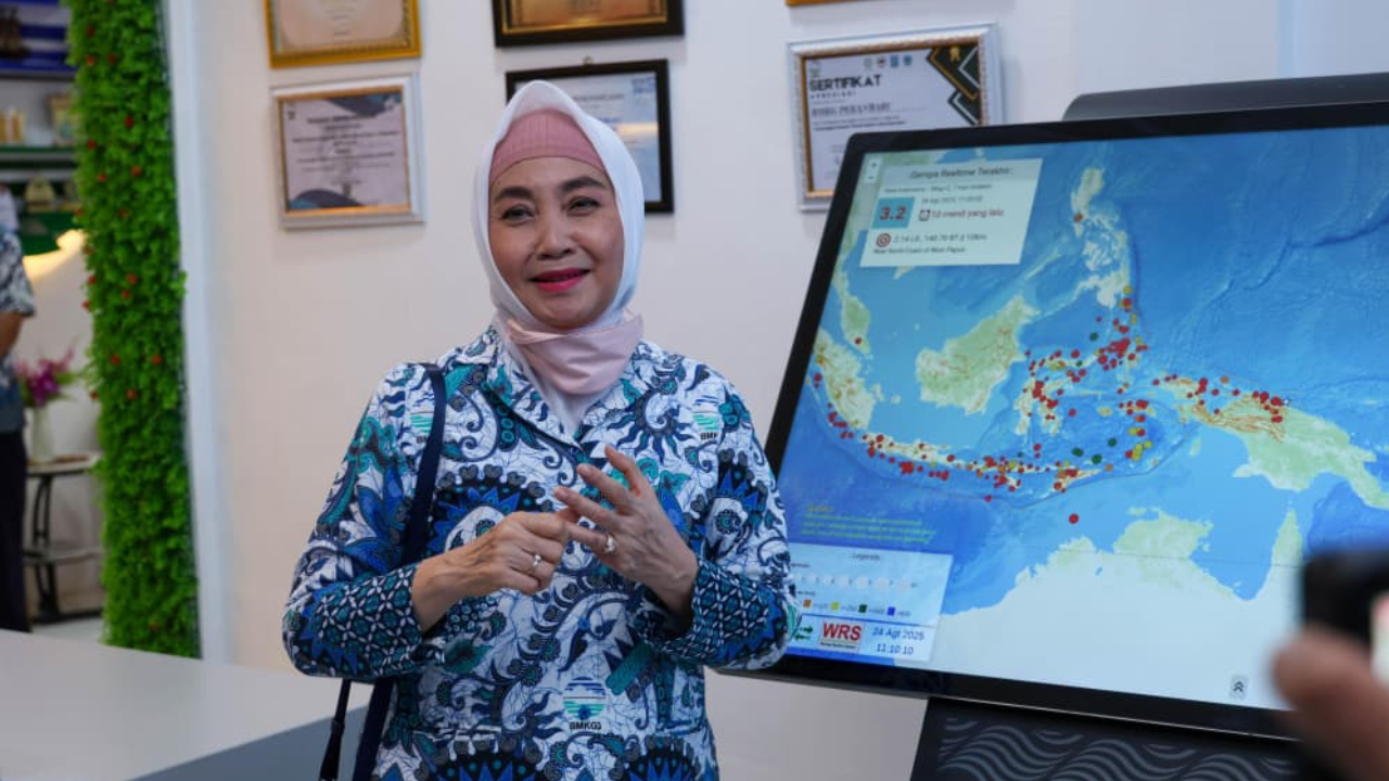 BMKG Lakukan Operasi Modifikasi Cuaca di Riau Guna Cegah Karhutla