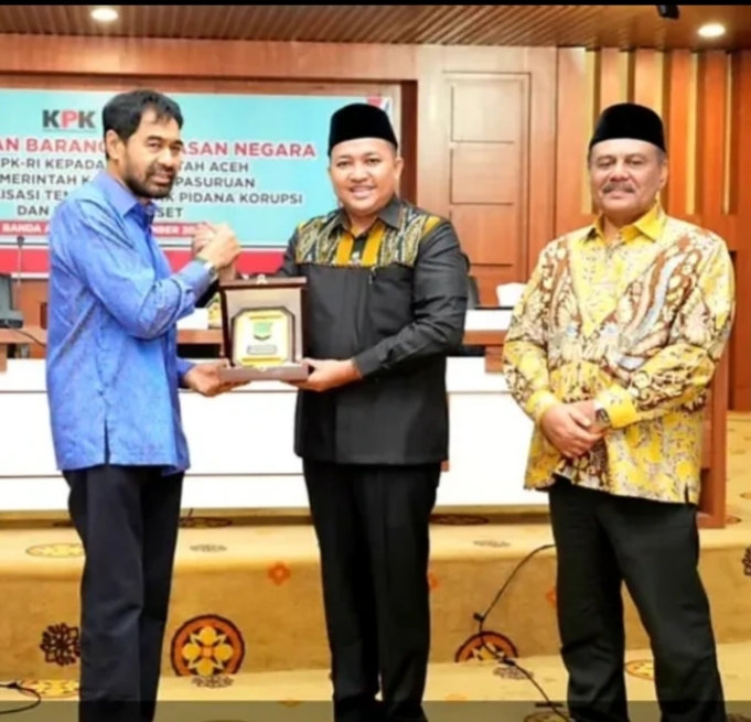 Pemkab Pasuruan Terima Aset Rampasan Negara Rp1,3 Miliar dari KPK 