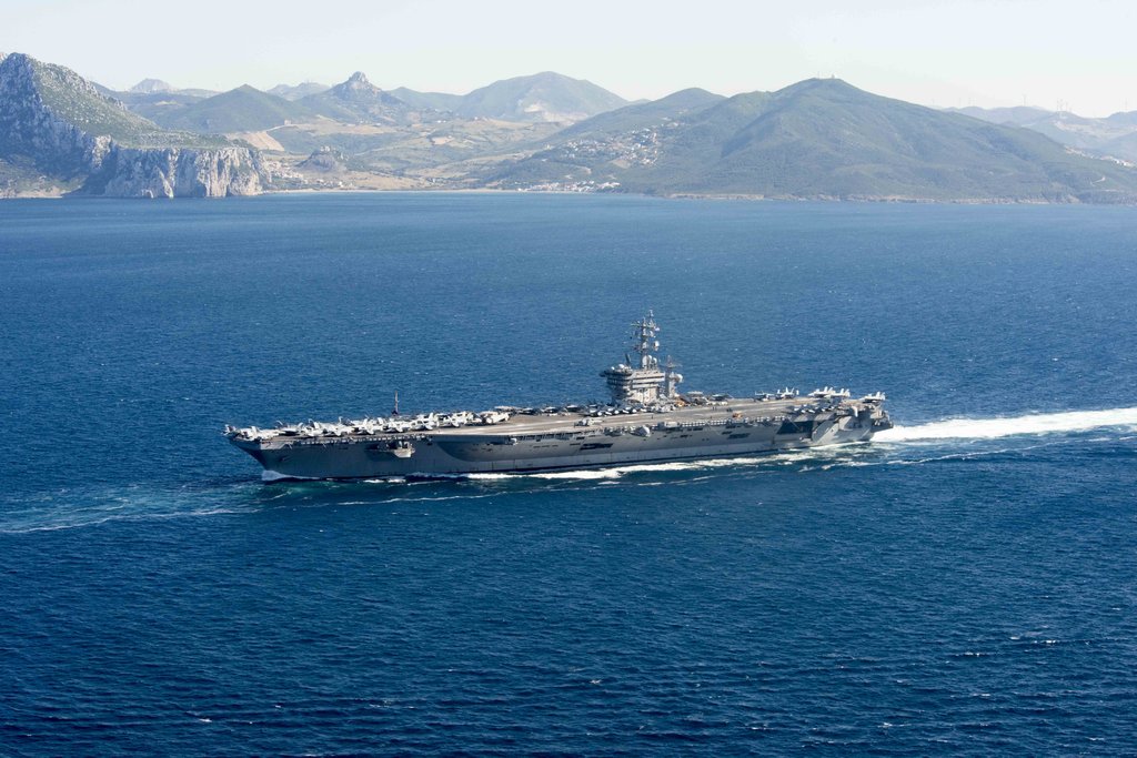 AS Cegah Iran dan Hizbullah Bantu Hamas, Kerahkan Kapal Induk Kedua USS Dwight D. Eisenhower
