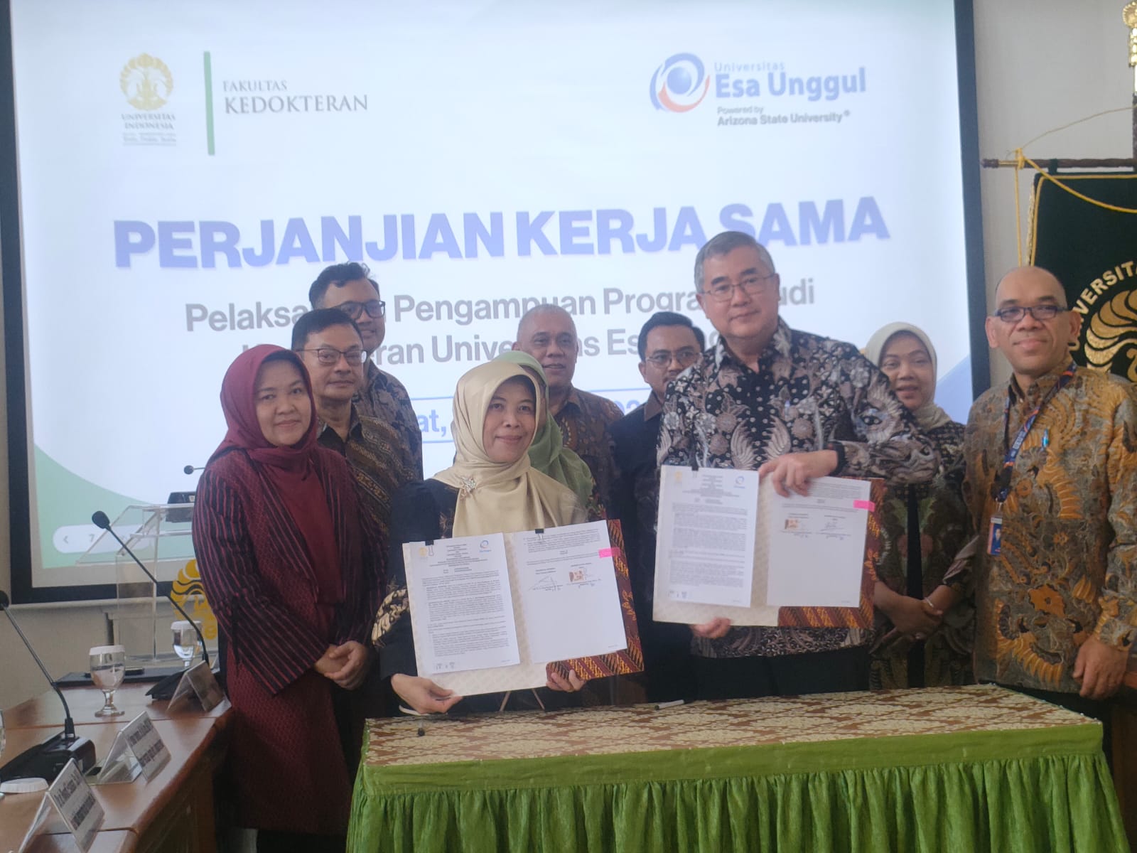 Universitas Esa Unggul Gandeng UI Perkuat Pendidikan Kedokteran Melalui Program Pengampuan