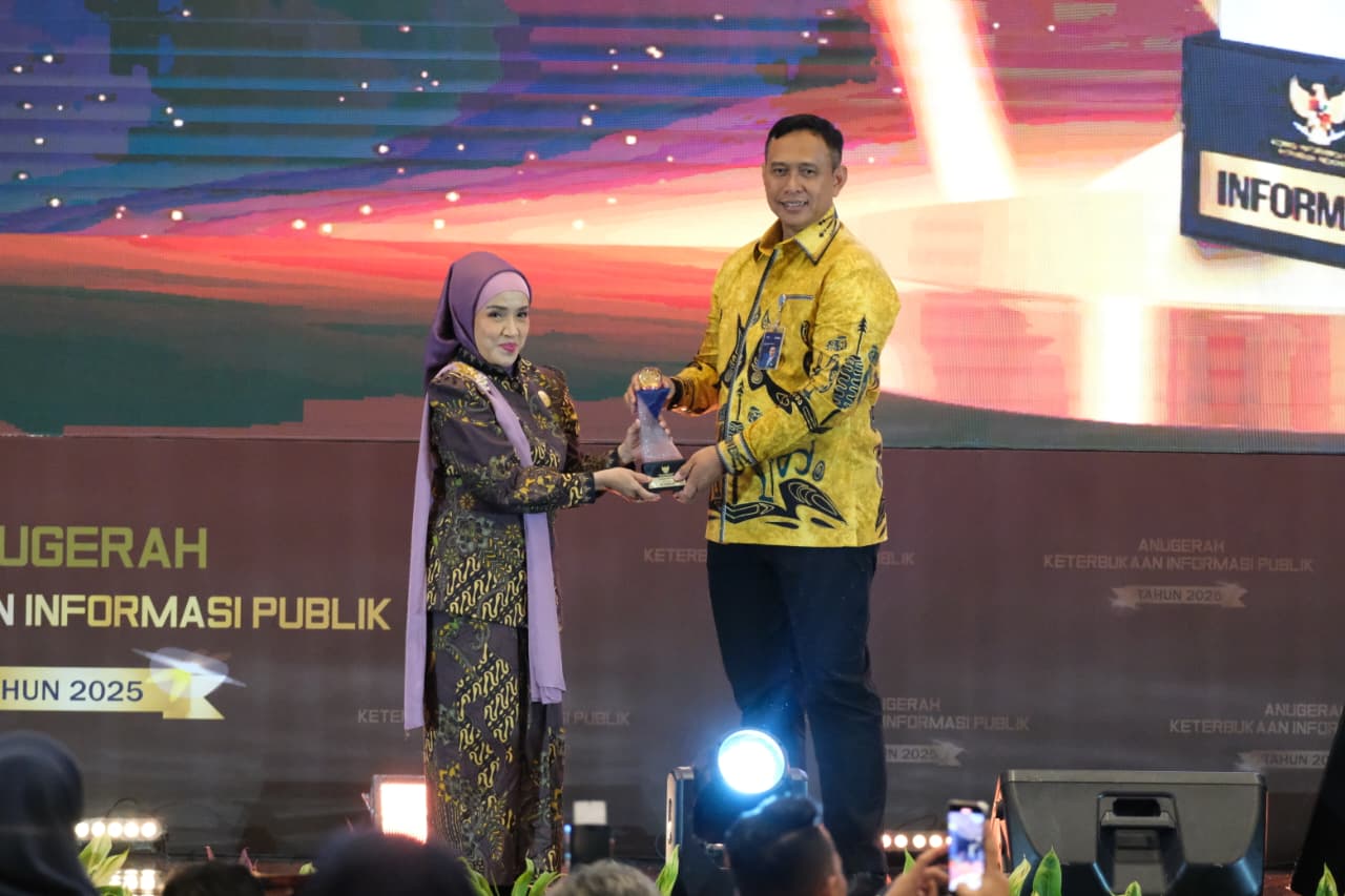 BULOG Pertahankan Predikat BUMN Informatif dalam Anugerah Keterbukaan Informasi Publik 2025