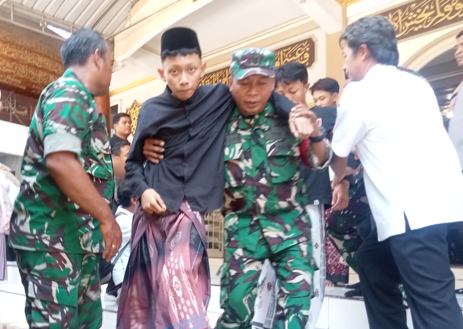 Akibat keracunan Massal, Santri Ponpes Manbaul Hikam Sidoarjo Diliburkan Seminggu