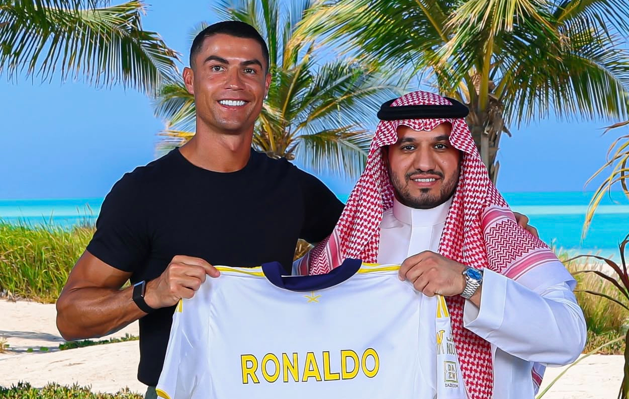 Gaji Cristiano Ronaldo Bisa Beli Mobil Honda HRV Terbaru Setiap Jam, Kontrak Aneh di Al Nassr dengan Bonus Tak Masuk Akal