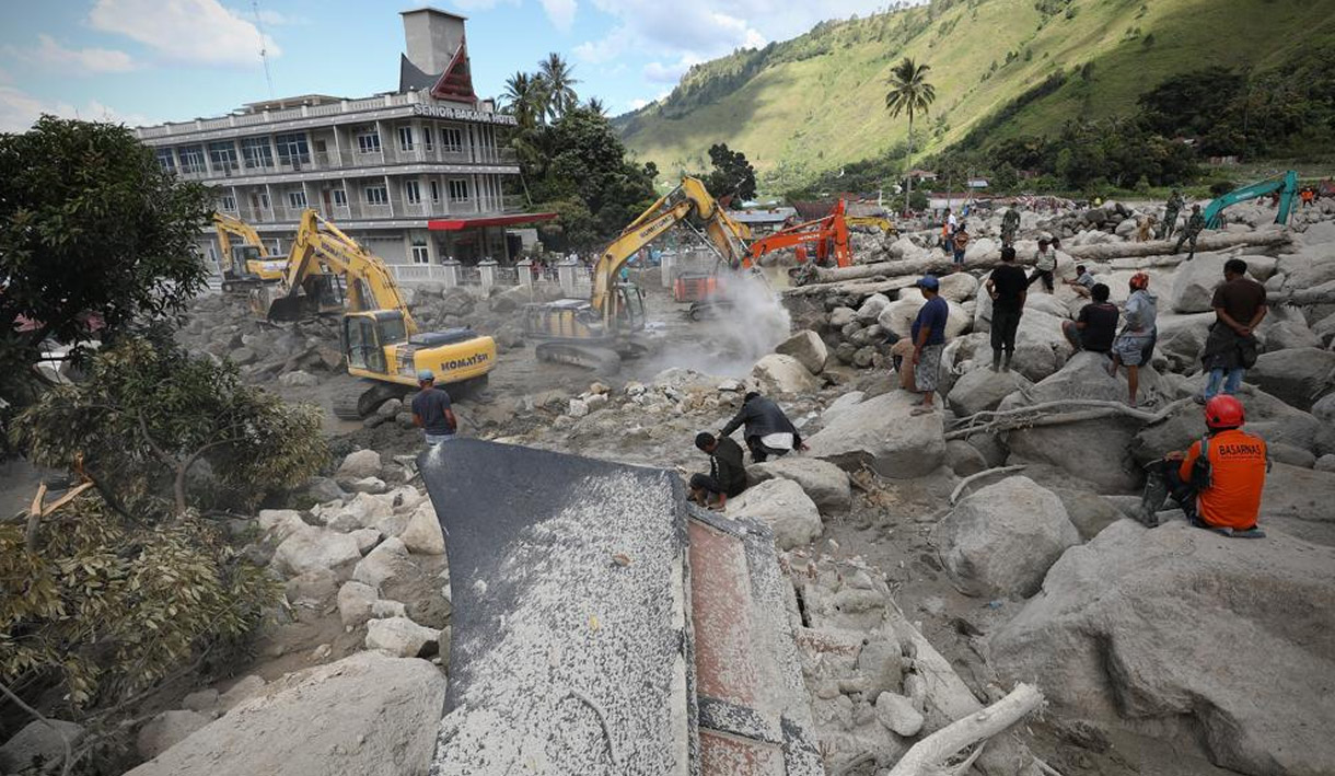 10 Korban Bencana Banjir dan Longsor di Humbahas Belum Ditemukan, Petugas Ungkap Strategi Pencarian 3 Sektor