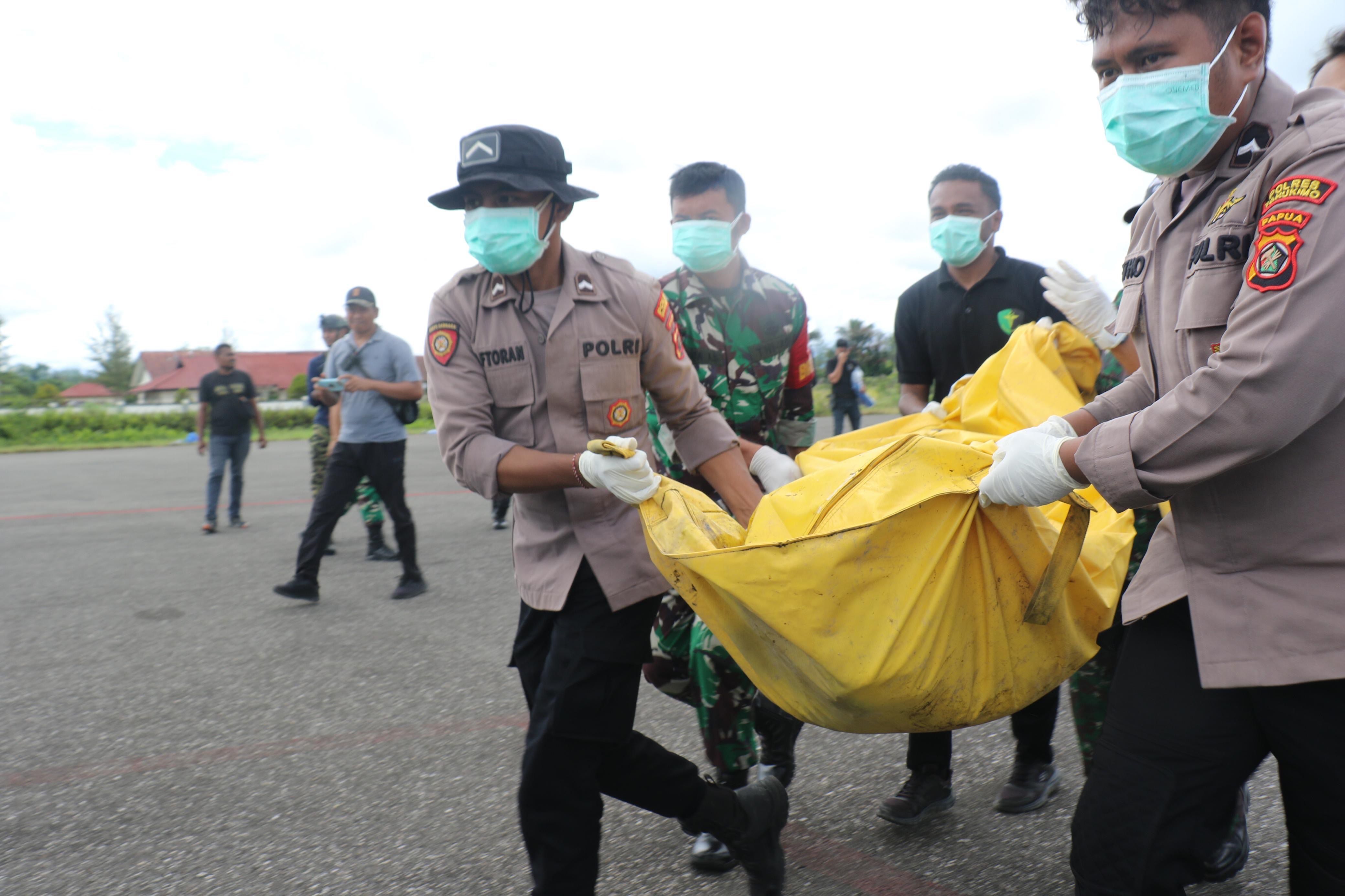 Duka di Papua, 11 Jenazah Diduga Korban KKB Selesai Diserahkan ke Keluarga