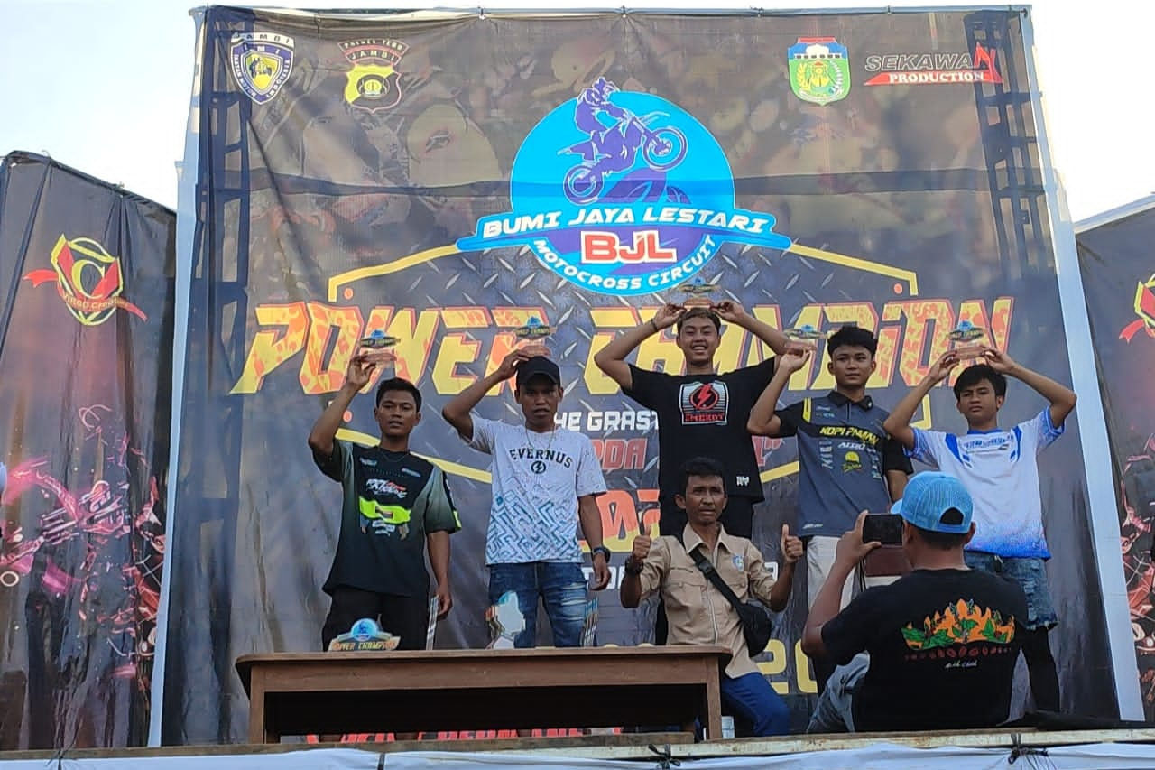 Atlet Balap IMI Kerinci Raih 5 Medali di Kejurda Motocross Tebo