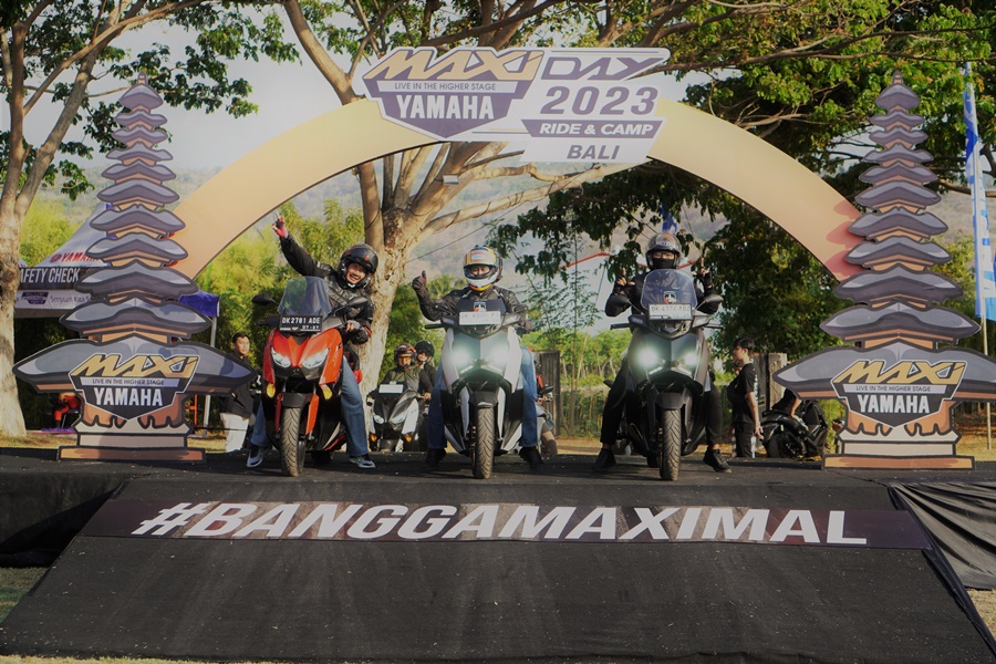 Ratusan Biker Nikmati Eksotisme Sunset di Pantai Bali Utara di Maxi Yamaha Day 2023