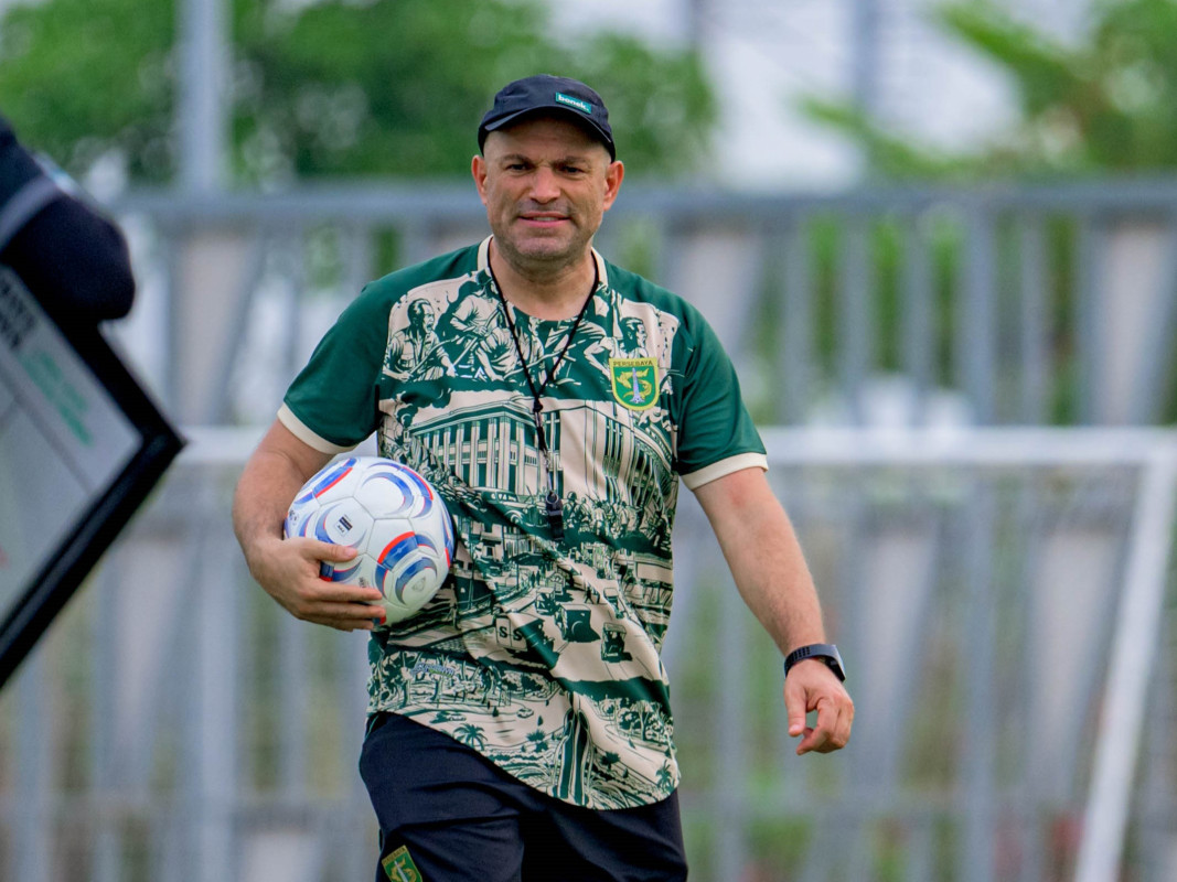 Persebaya vs Persijap: Tavares Masih Dipusingkan Jadwal Padat dan Recovery Pemain