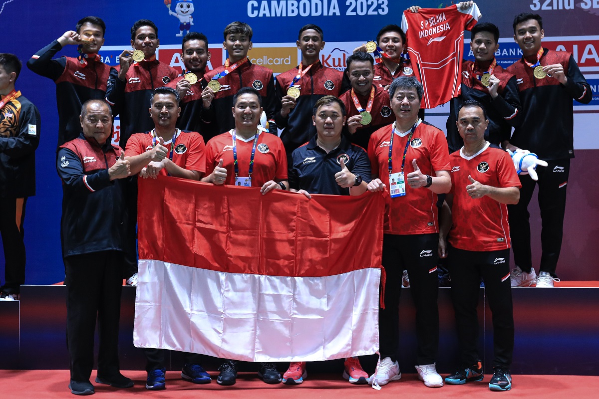 Tim Bulu Tangkis Putra Indonesia Rebut Emas SEA Games 2023