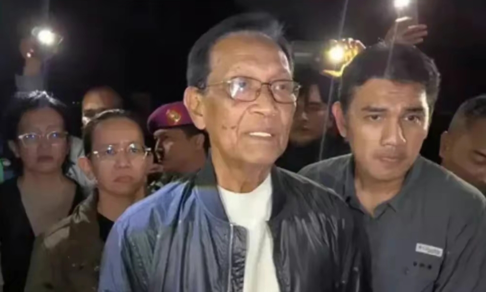Sultan HB X Turun Tangan, Aksi Massa di Mapolda DIY Berakhir Damai