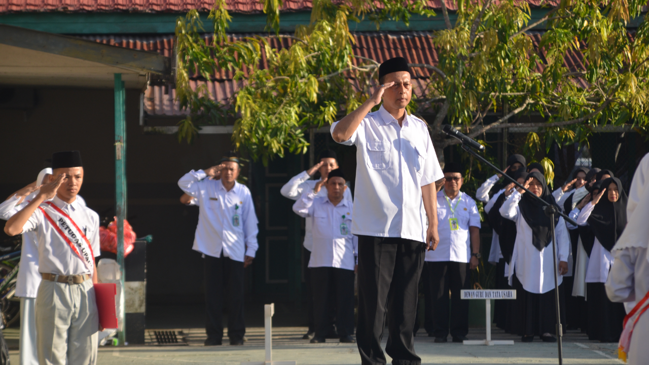 7 Contoh Teks Amanat Pembina Upacara Hari Pendidikan Nasional 2026, Singkat Penuh Makna