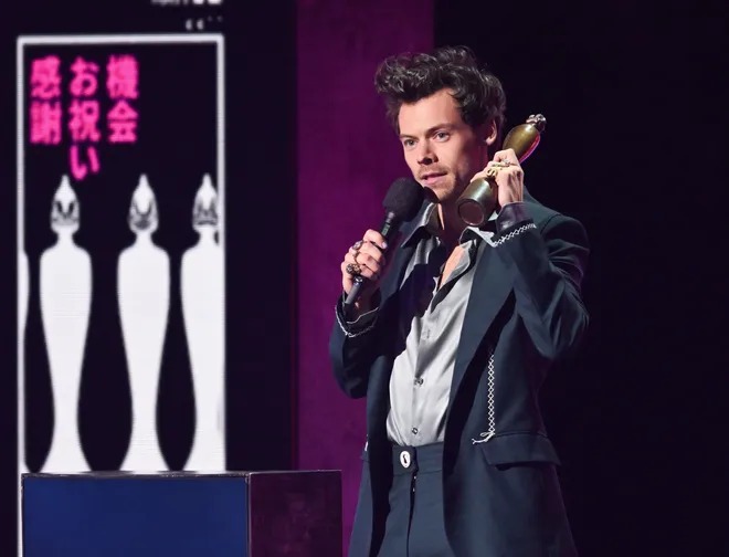 Harry Styles Borong 4 Penghargaan Brit Awards 2023