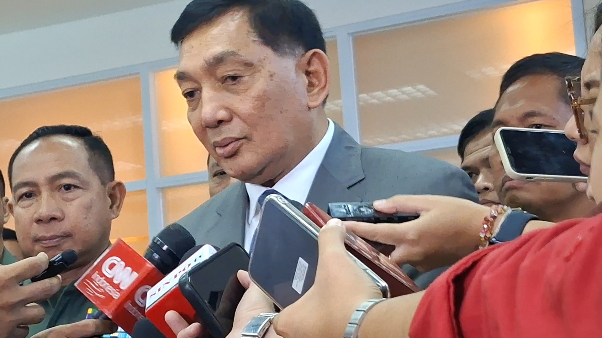 Purnawirawan TNI Tuntut Pemakzulan Gibran, Menhan: Kita Hormati Pemikiran Para Sesepuh