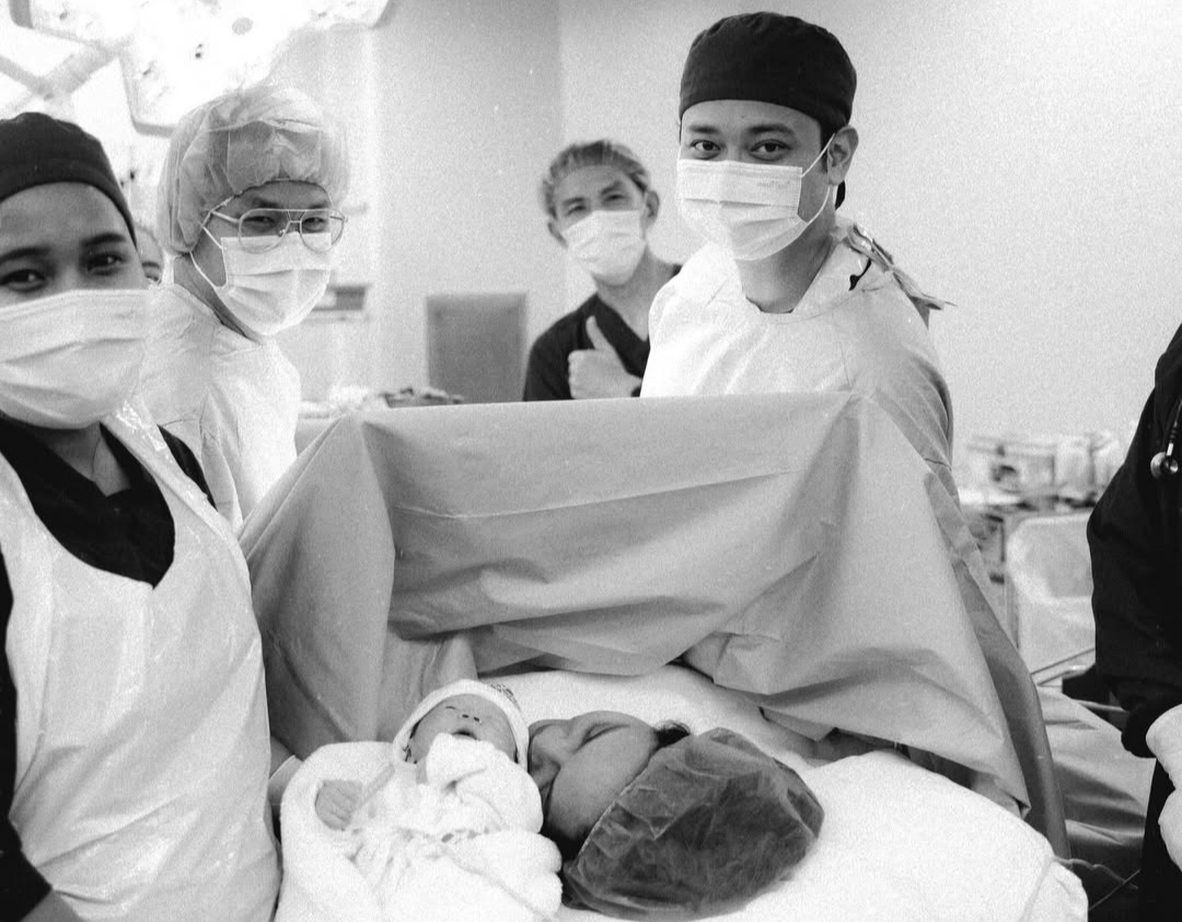 Detik-detik Erika Carlina Melahirkan Anak DJ Panda, Netizen: Mau Sebenci Apa pun, Dia Tetap Bapaknya