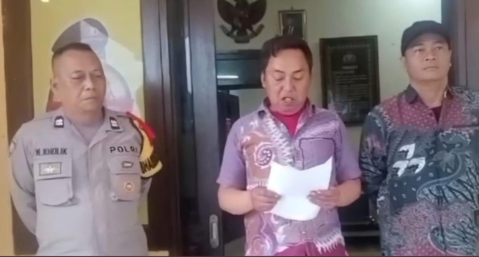 Bang Bokep Berakhir Nangis Minta Maaf Usai Getok Wisatawan Puncak Rp850 ribu