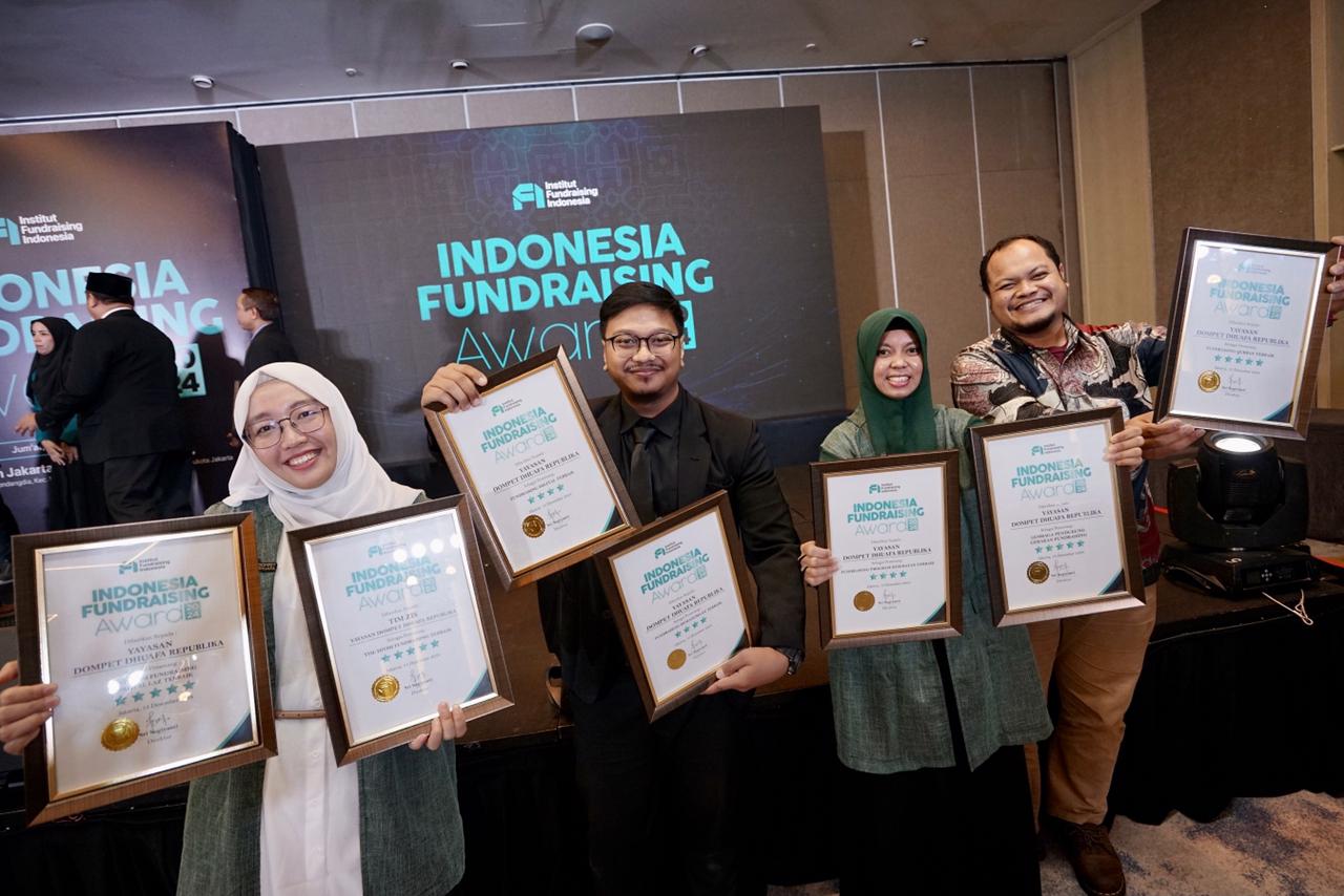 Keren! Dompet Dhuafa Borong Tujuh Penghargaan Indonesia Fundraising Award 2024